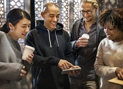 Four ways a business can benefit from developing a mobile application